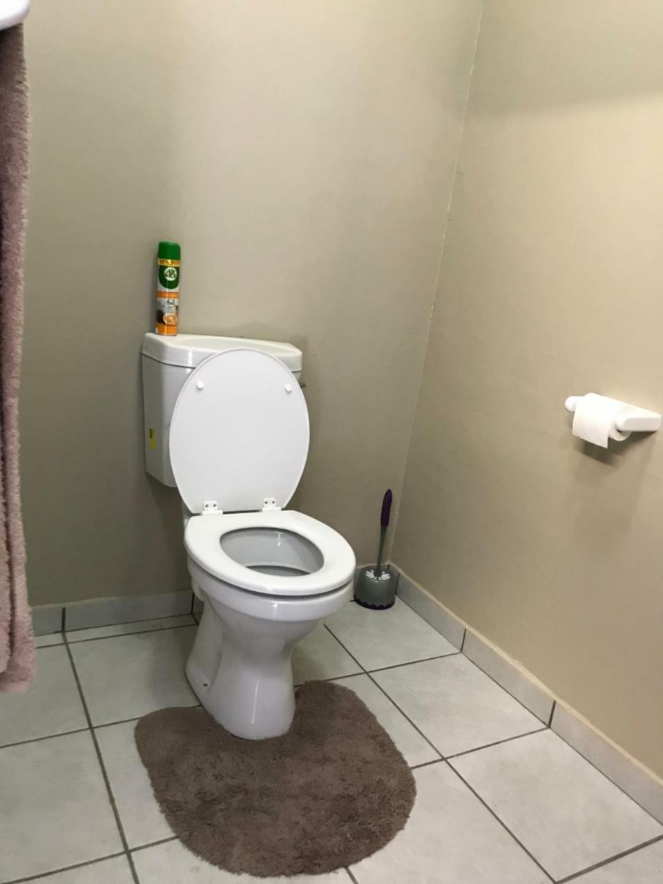 4 On Sirius Hotel Polokwane Bagian luar foto