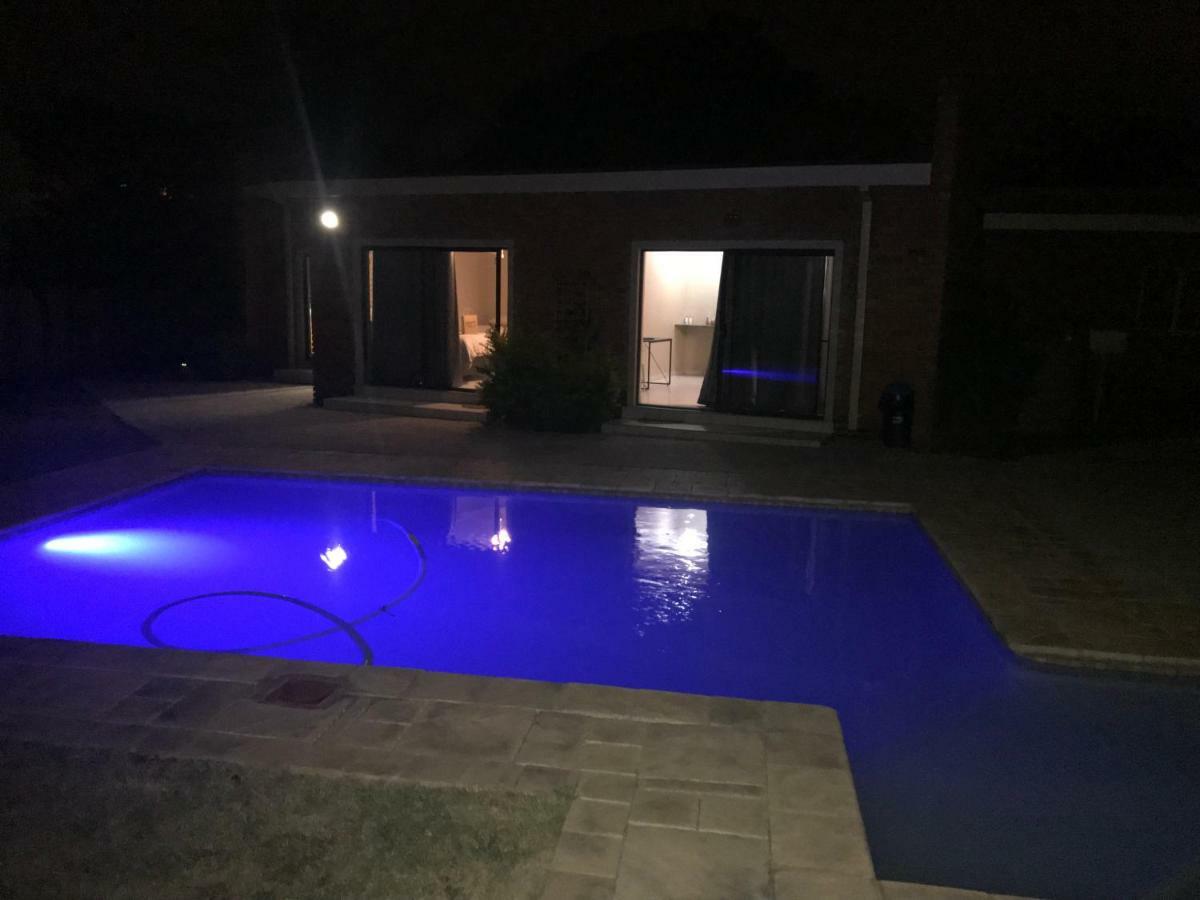 4 On Sirius Hotel Polokwane Bagian luar foto